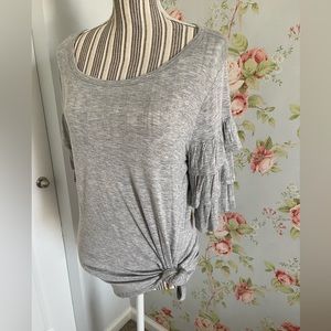 Cute tunic with ruffle sleeves